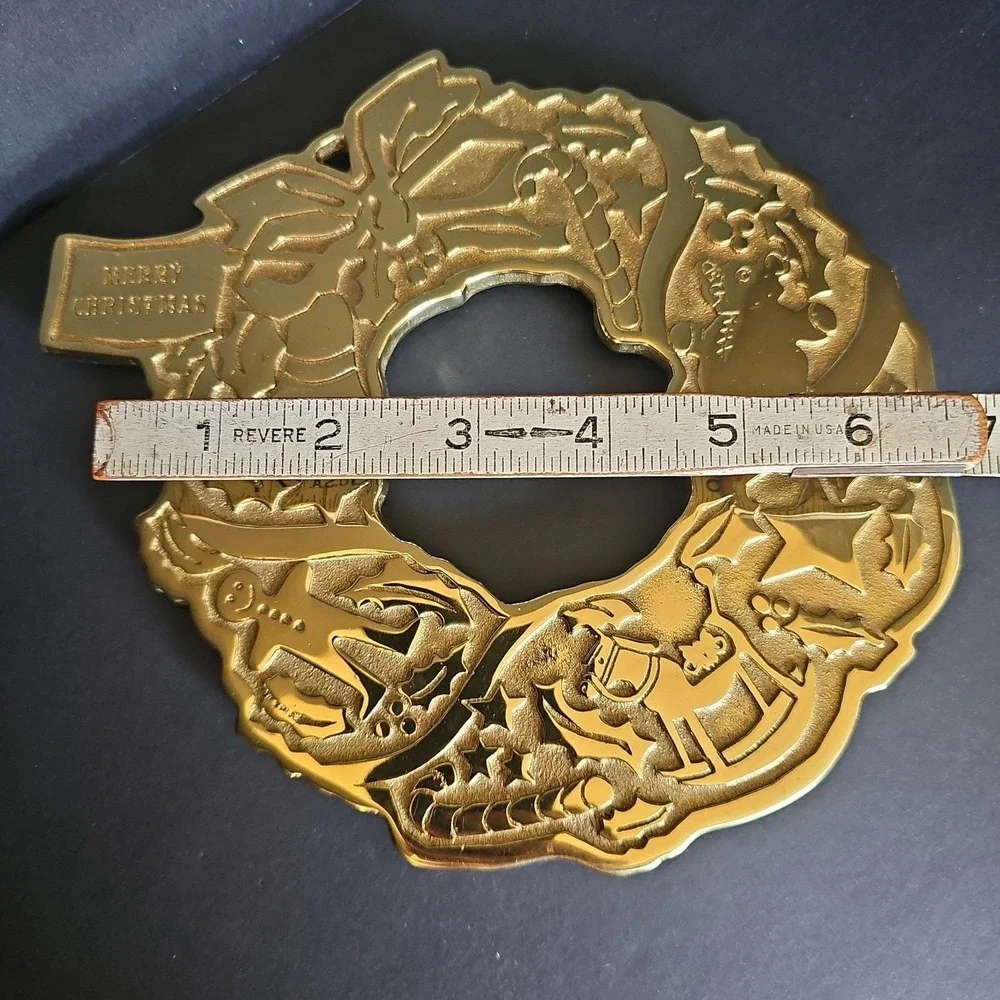 Vintage Solid Brass Christmas Wreath Trivet Virginia Metalcrafters 1998 - R3